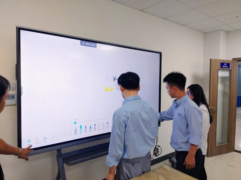Nam Long Telecom