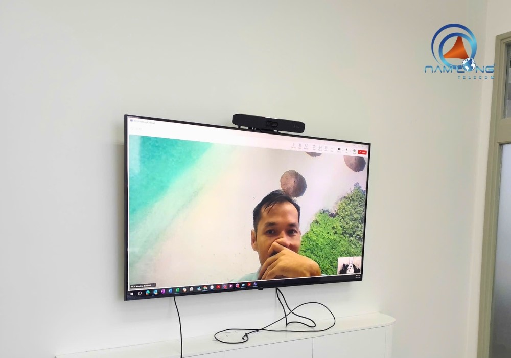 Tiêu điểm thiết bị Poly Studio X30 được lắp đặt tại AITA Việt Nam