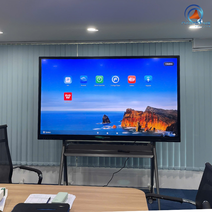 Dự án lắp đặt màn hình tương tác 75 inch tại Công ty TNHH Nhất Gia