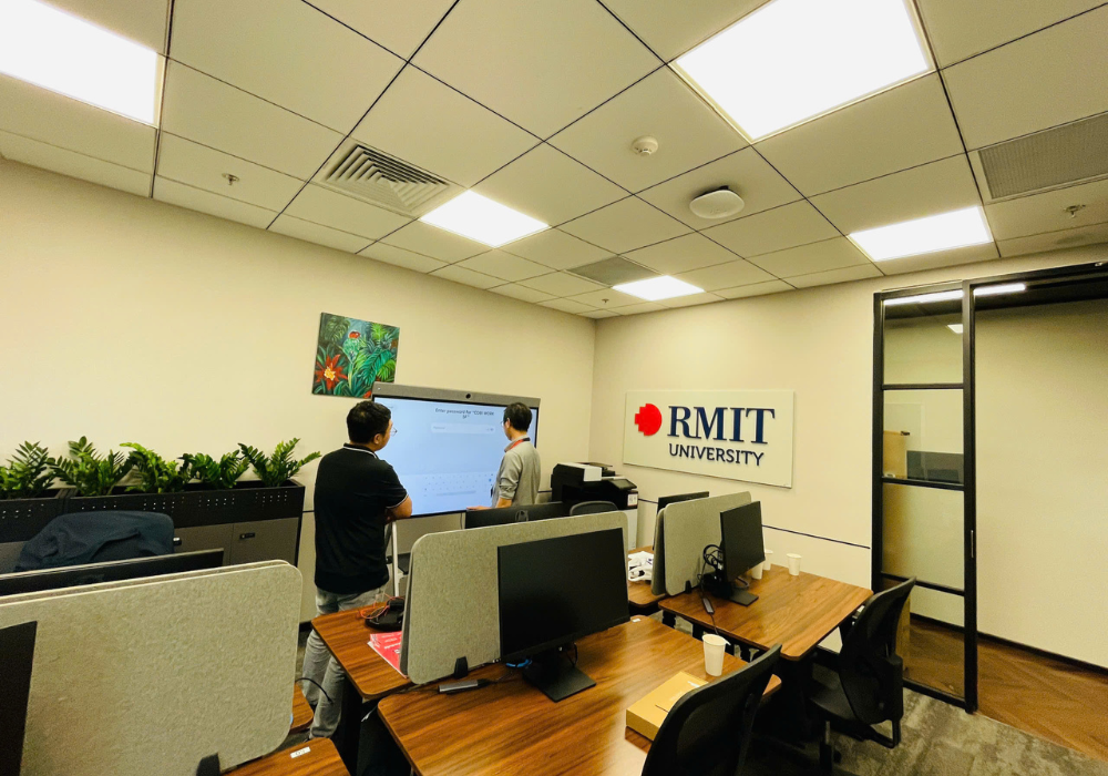 Nam Long Telecom là đối tác phân phối & cho thuê thiết bị hội họp và dạy học