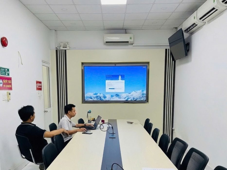Dự án lắp đặt màn hình 75 inch cho Công ty Nam Việt Group
