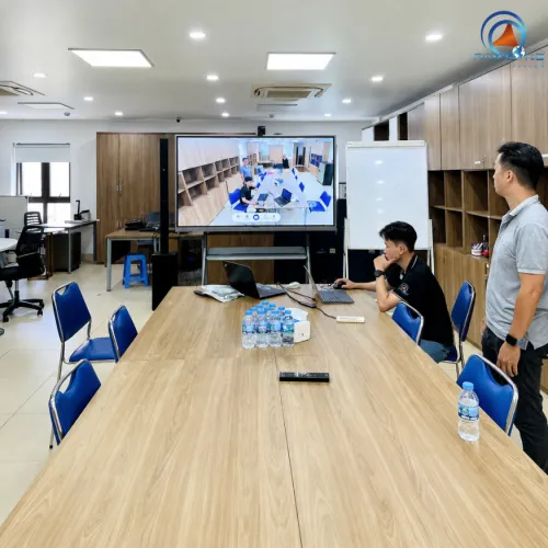 Lắp màn hình tương tác 75 inch cho Công ty BĐS Phú Gia
